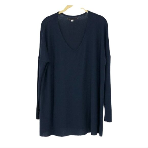 Only Navy blue deep V-neck lightweight long sleeve sweater - Picture 1 of 14